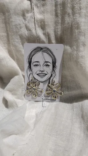 Earing by Eel's Handwork