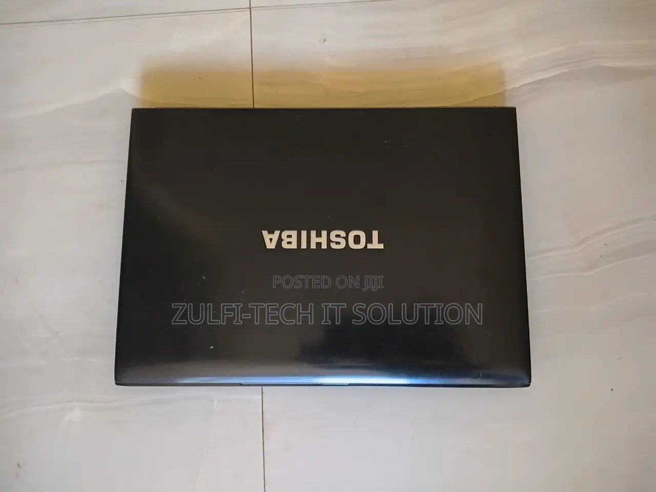 Laptop Toshiba Satellite C665 4GB Intel Core i5 eMMC 500GB