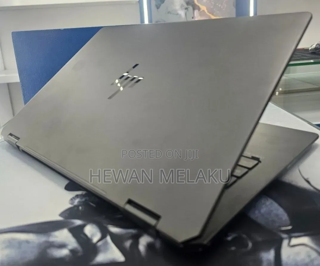 New Laptop HP OmniBook Ultra Flip 14" 16GB Intel Core Ultra 7 SSD 1T