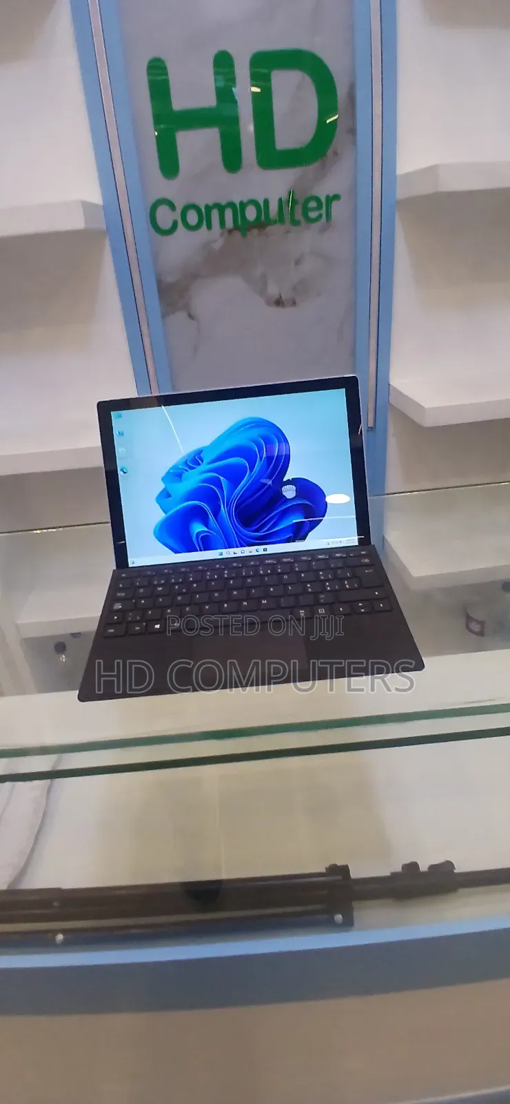 New Laptop Microsoft Surface Pro 7 8GB Intel Core i5 SSD 256GB