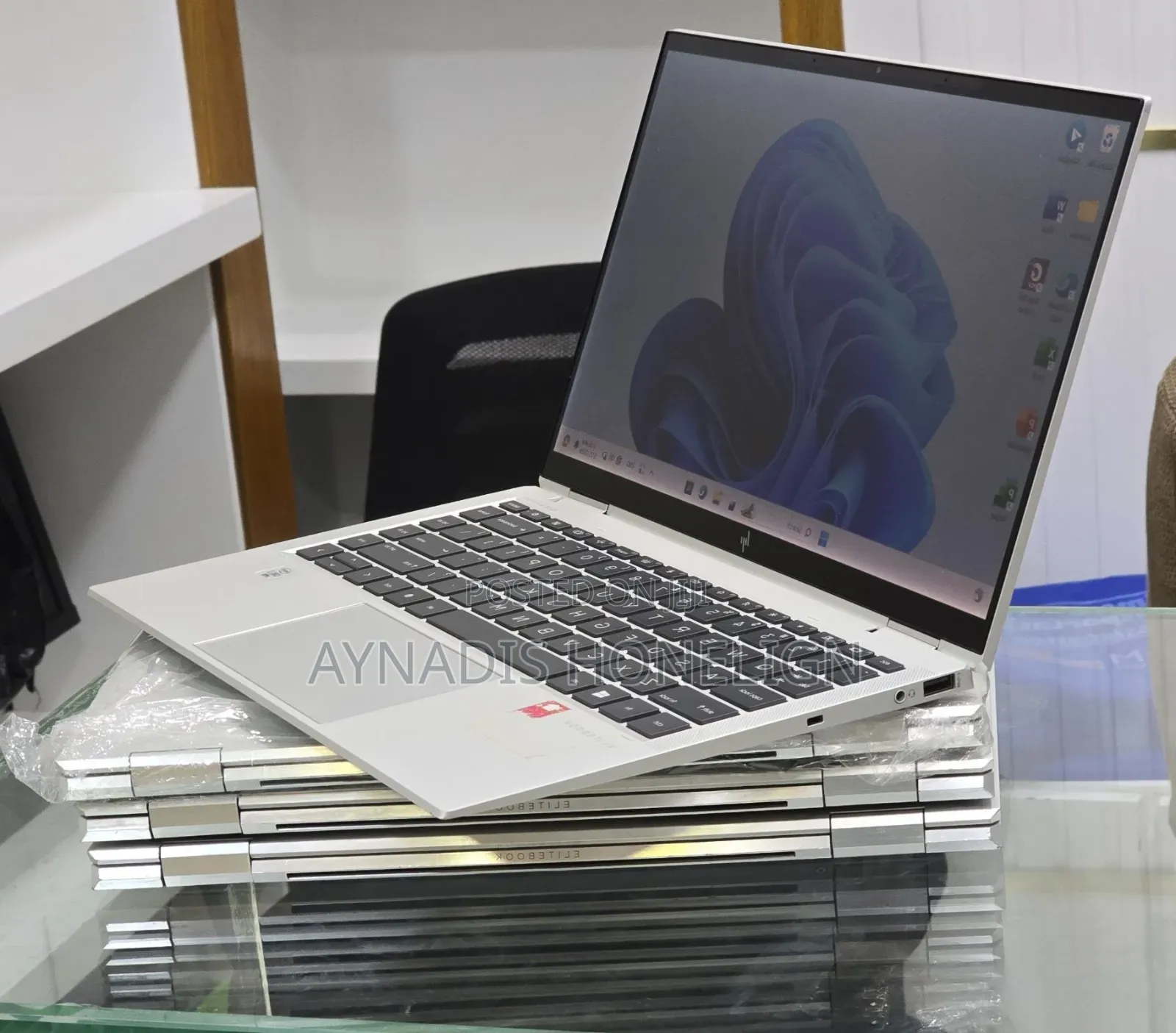 New Laptop HP EliteBook x360 1040 G7 16GB Intel Core i7 SSD 512GB