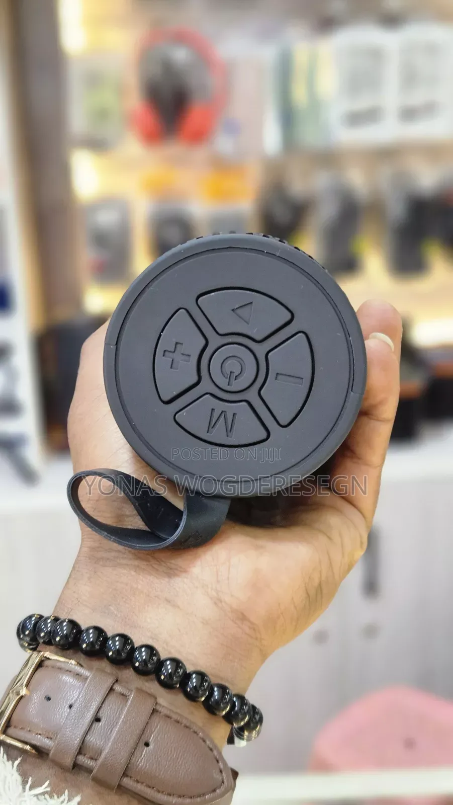 Lp V98 Wireless Bluetooth Speaker