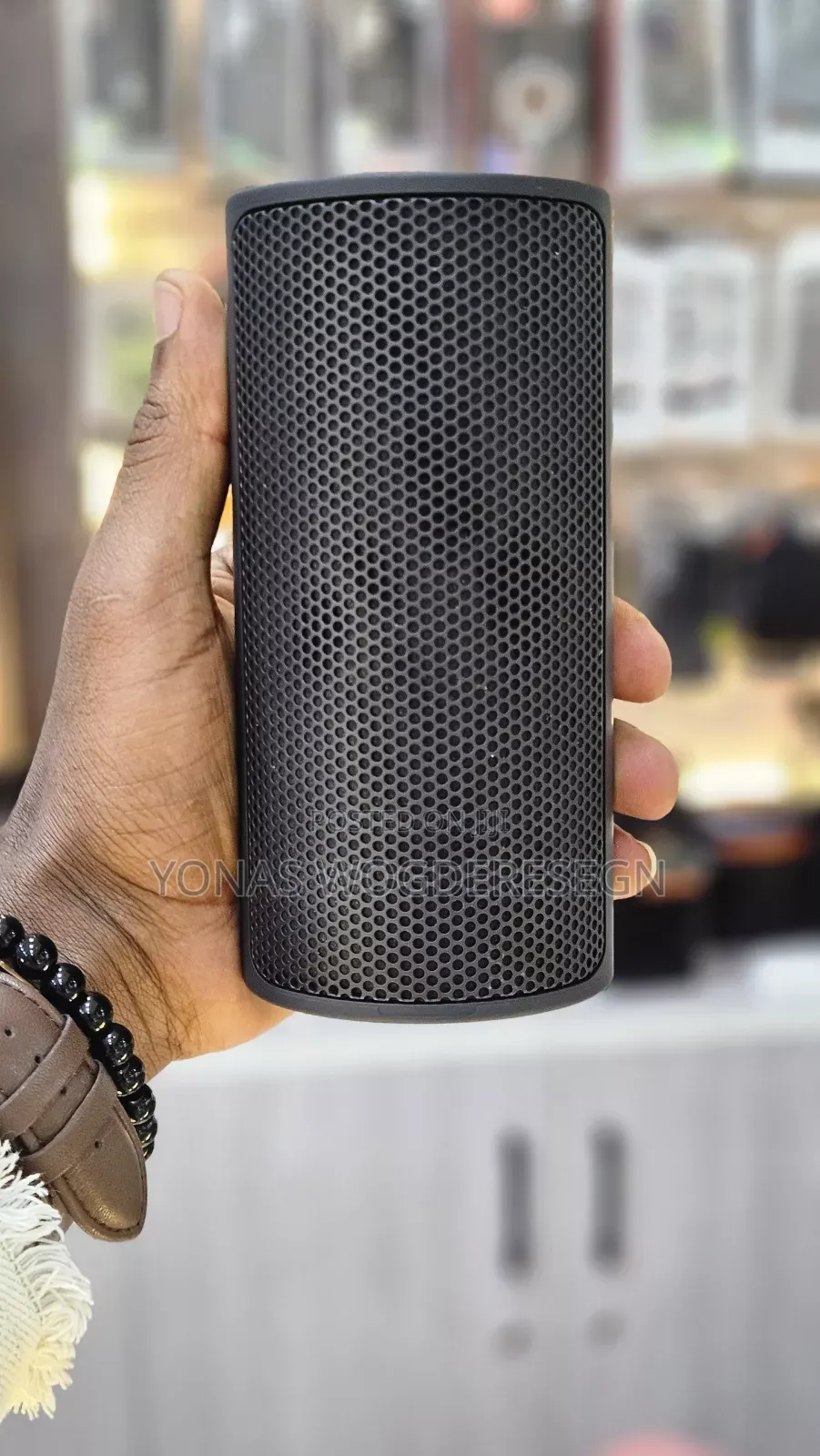Lp V98 Wireless Bluetooth Speaker