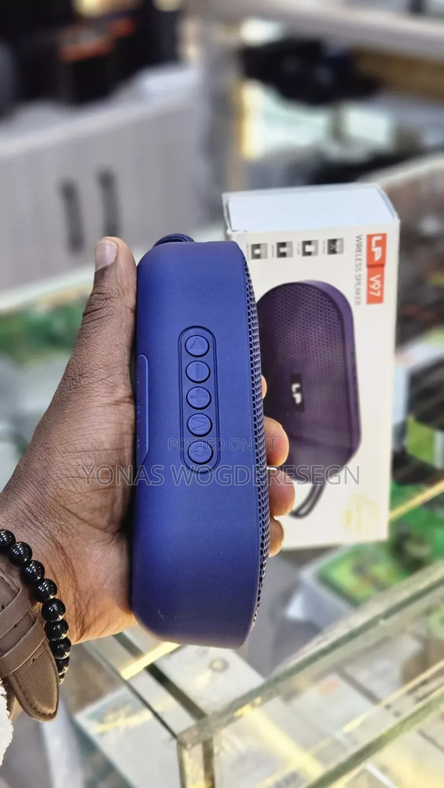 Lp V97 Wireless Bluetooth Speaker