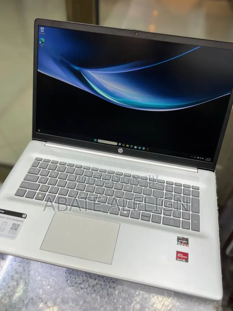 New Laptop HP Stream Notebook 8GB AMD Ryzen 5 SSD 512GB