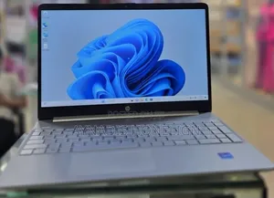New Laptop HP Stream Notebook 16GB Intel Core i7 SSD 128GB