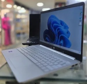 New Laptop HP Stream Notebook 16GB Intel Core i7 SSD 128GB