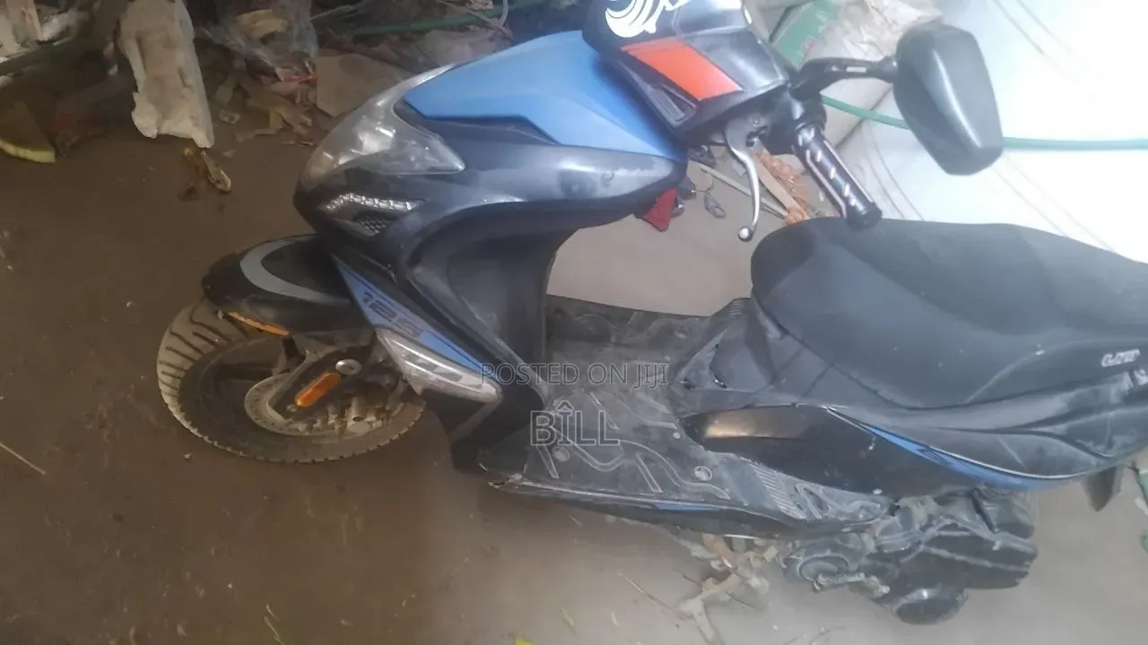 Bomba 125cc 2014 Black