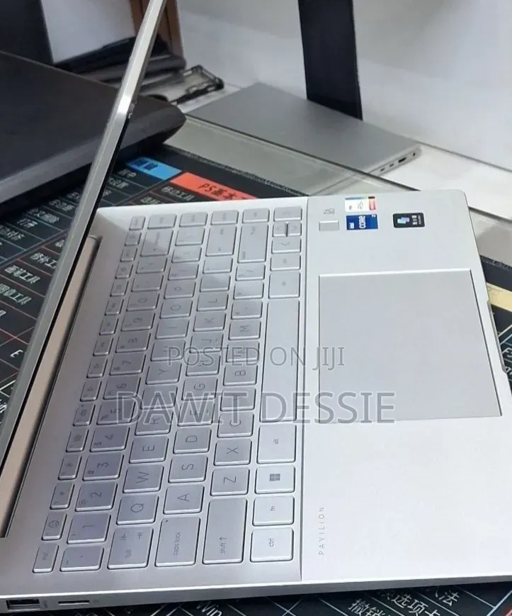 New Laptop HP 16GB Intel Core i7 SSD 512GB