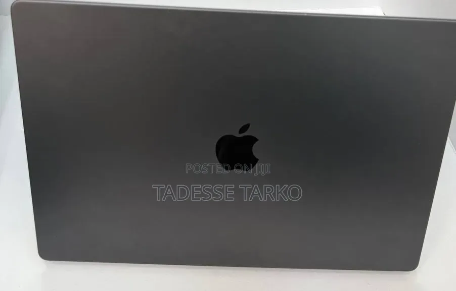 New Apple MacBook Pro 2023 M3 Pro 16-inch 18GB Apple M3 Pro SSD 512GB