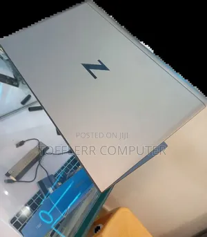 New Laptop HP ZBook 14 32GB Intel Core i9 SSD 512GB