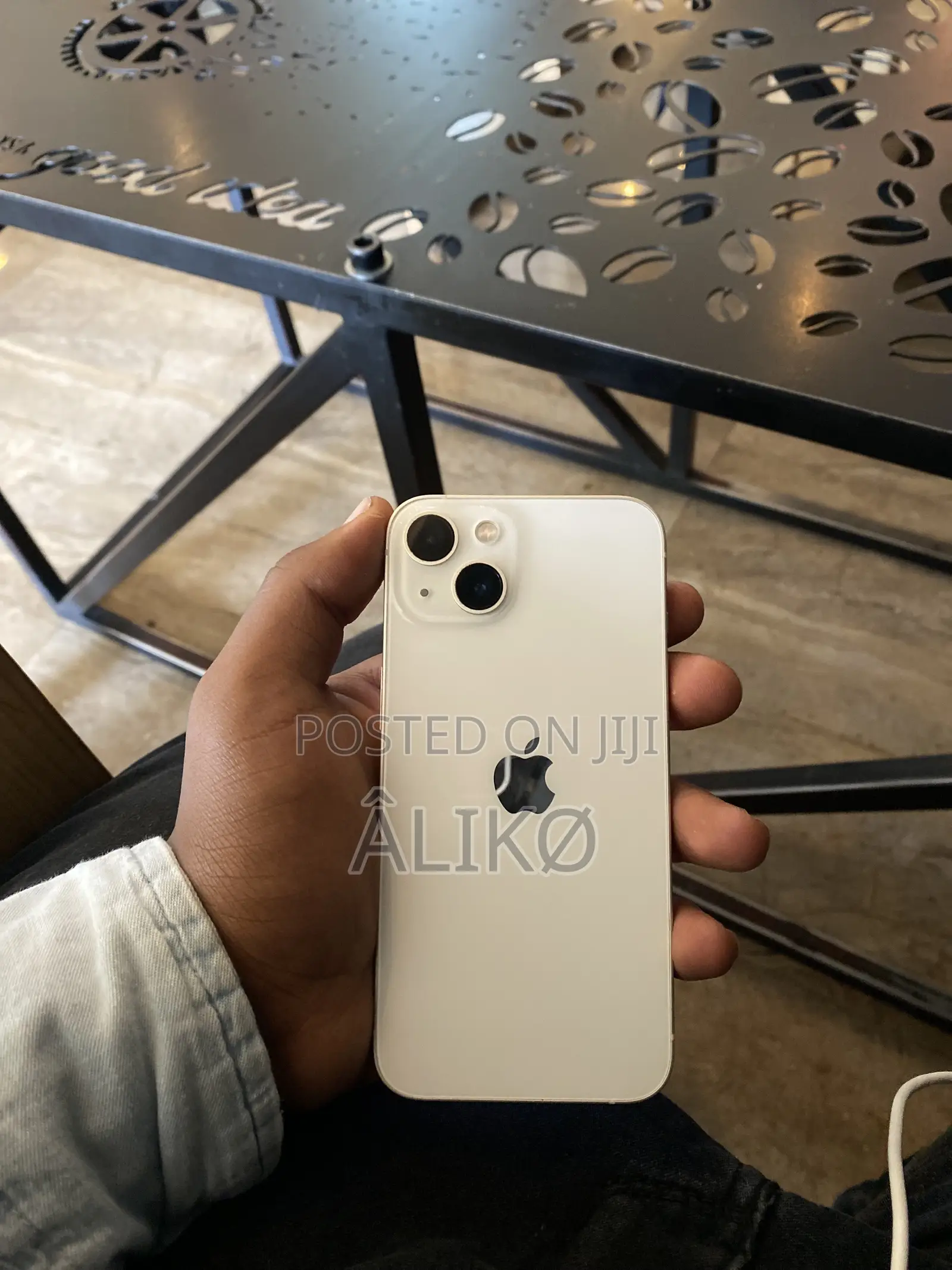 New Apple iPhone 13 128 GB White