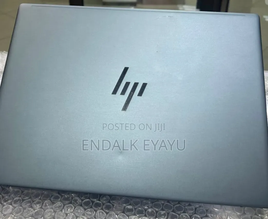New Laptop HP 8GB Intel Core Ultra 5 SSD 512GB