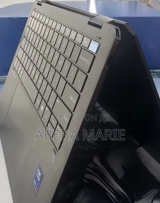 New Laptop HP OmniBook 7 14" 16GB Intel Core Ultra 7 SSD 1T