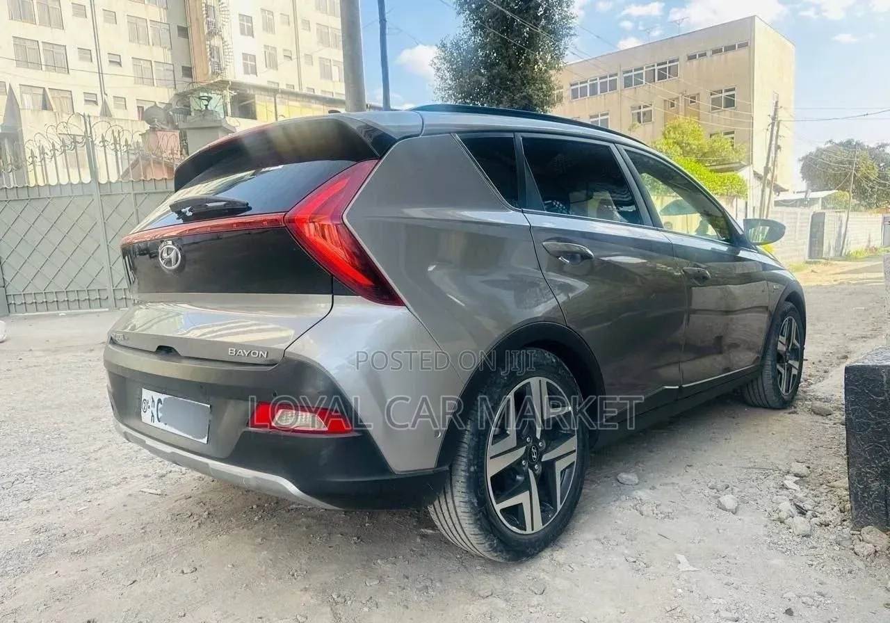 Hyundai Bayon 2022 Gold