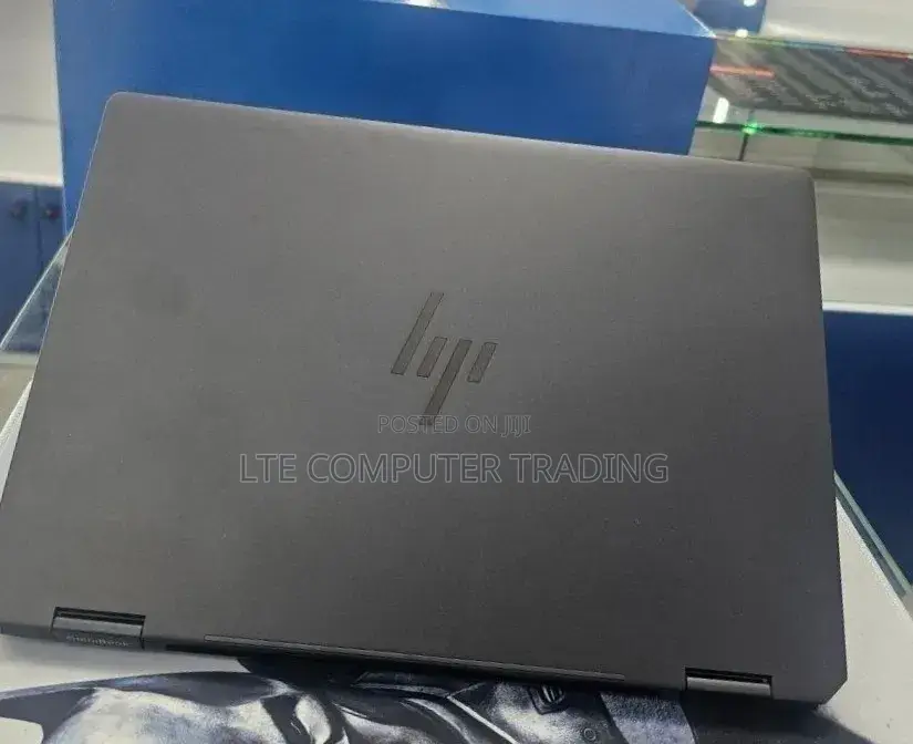 New Laptop HP OmniBook Ultra Flip 14" 16GB Intel Core Ultra 7 SSD 1T