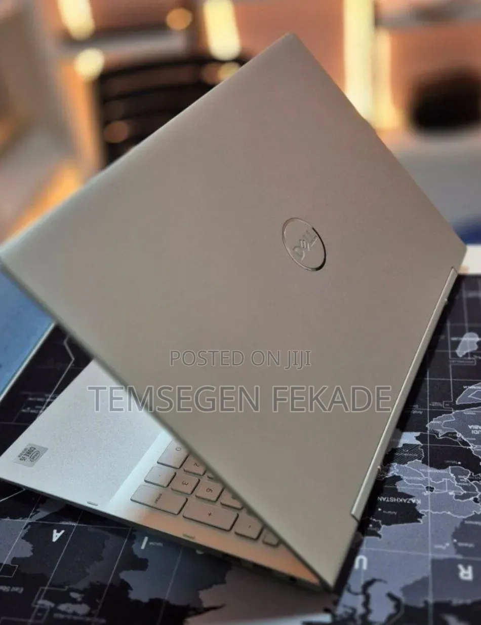 New Laptop Dell Inspiron 15 8GB Intel Core i5 SSD 256GB