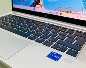 New Laptop HP EliteBook 830 G8 16GB Intel Core i5 SSD 512GB