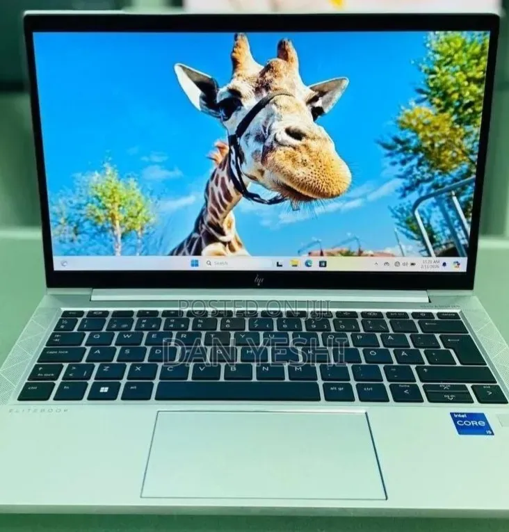 New Laptop HP EliteBook 830 G8 16GB Intel Core i5 SSD 512GB