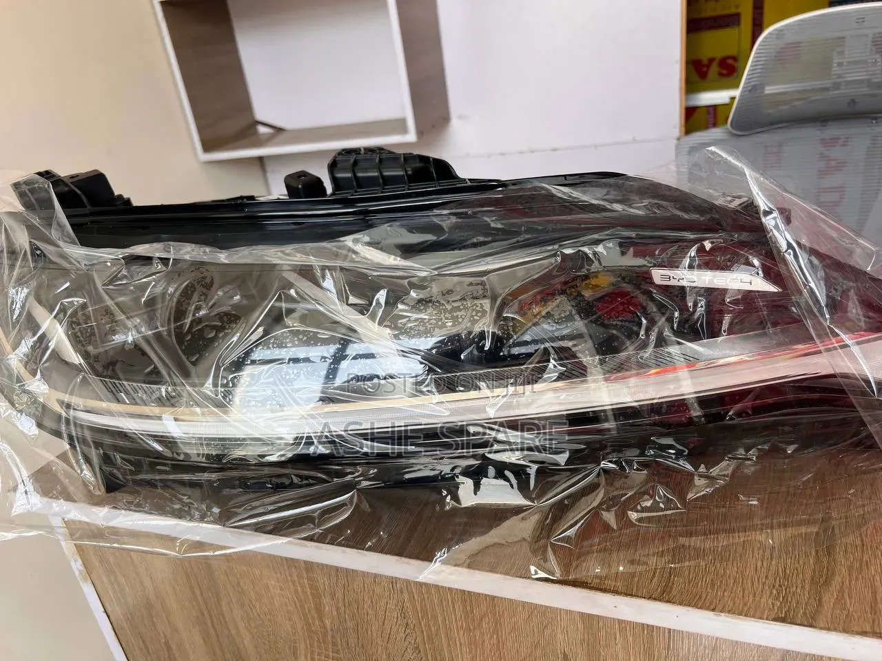 Byd Yuan Up Head Light ( የፊት ማብራት )
