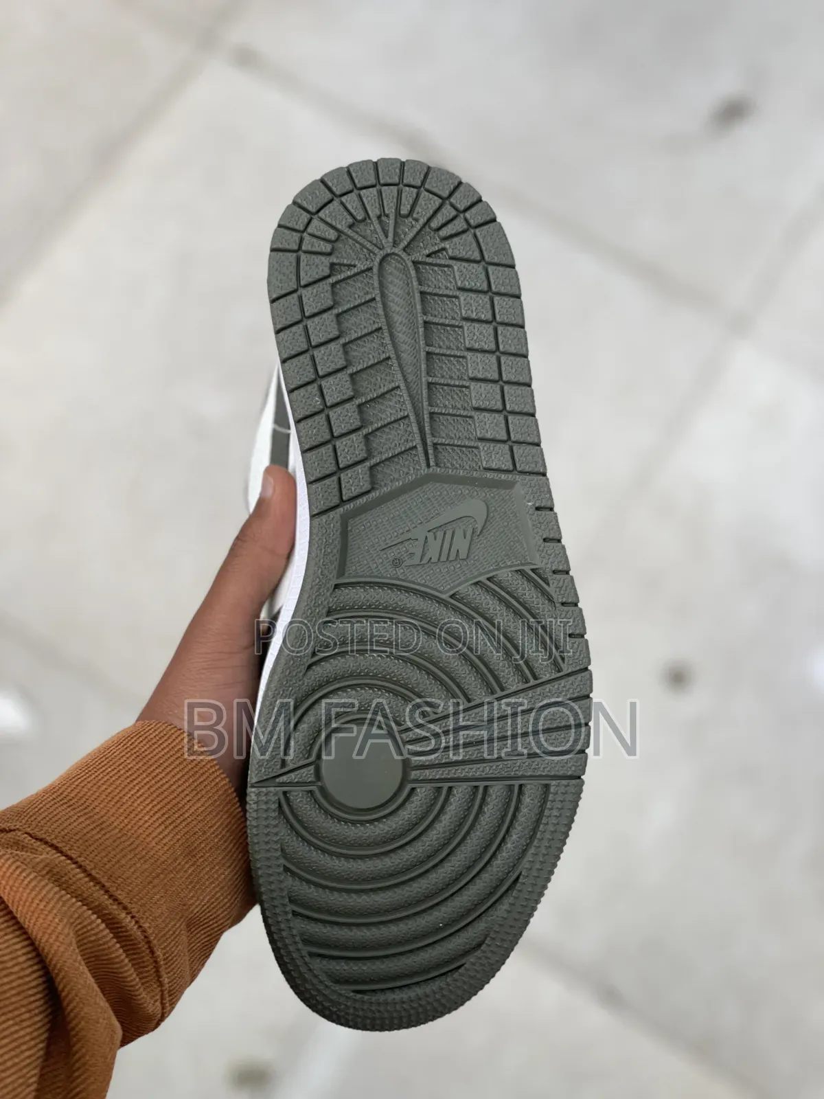 Air Jordan 1 Low: Earth Tone Clean