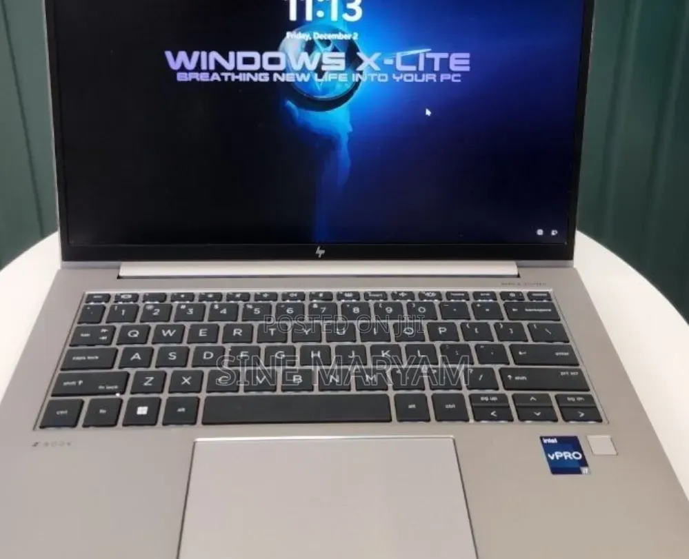 New Laptop HP ZBook Firefly 14 G10 16GB Intel Core i7 SSD 512GB