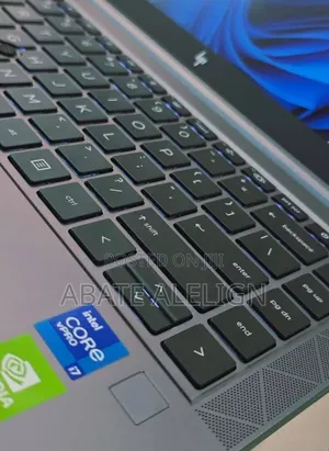New Laptop HP ZBook Studio 32GB Intel Core i7 SSD 512GB