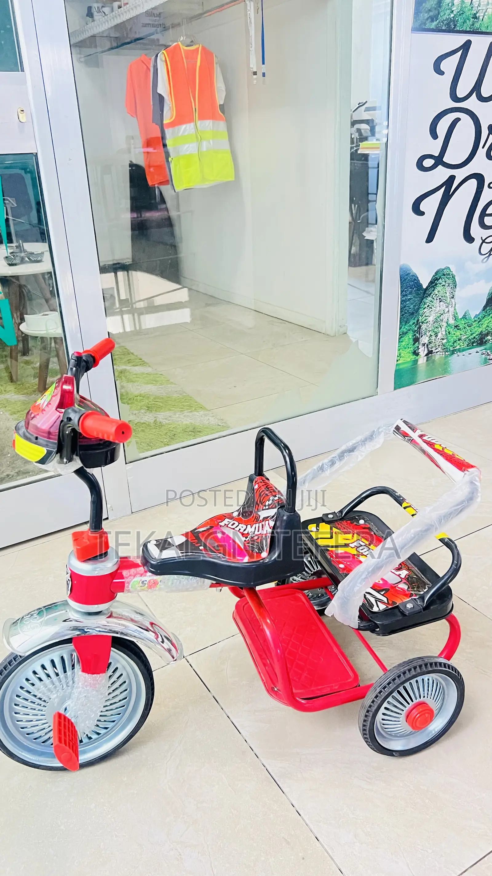 የልጆች ብስክሌት እና መጫወቻ መኪና ለልጆችዎ ደስታና መዝናኛ! ጠንካራ እና ዘመናዊ ዲዛይን
