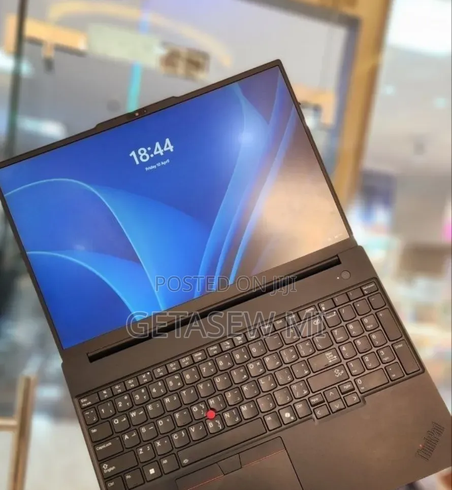 New Laptop Lenovo ThinkPad X1 Carbon 16GB Intel Core Ultra 7 SSD 1T