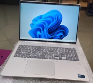 New Laptop HP 16GB Intel Core Ultra 7 SSD 512GB