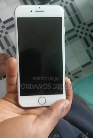 Apple iPhone 7 32 GB Silver