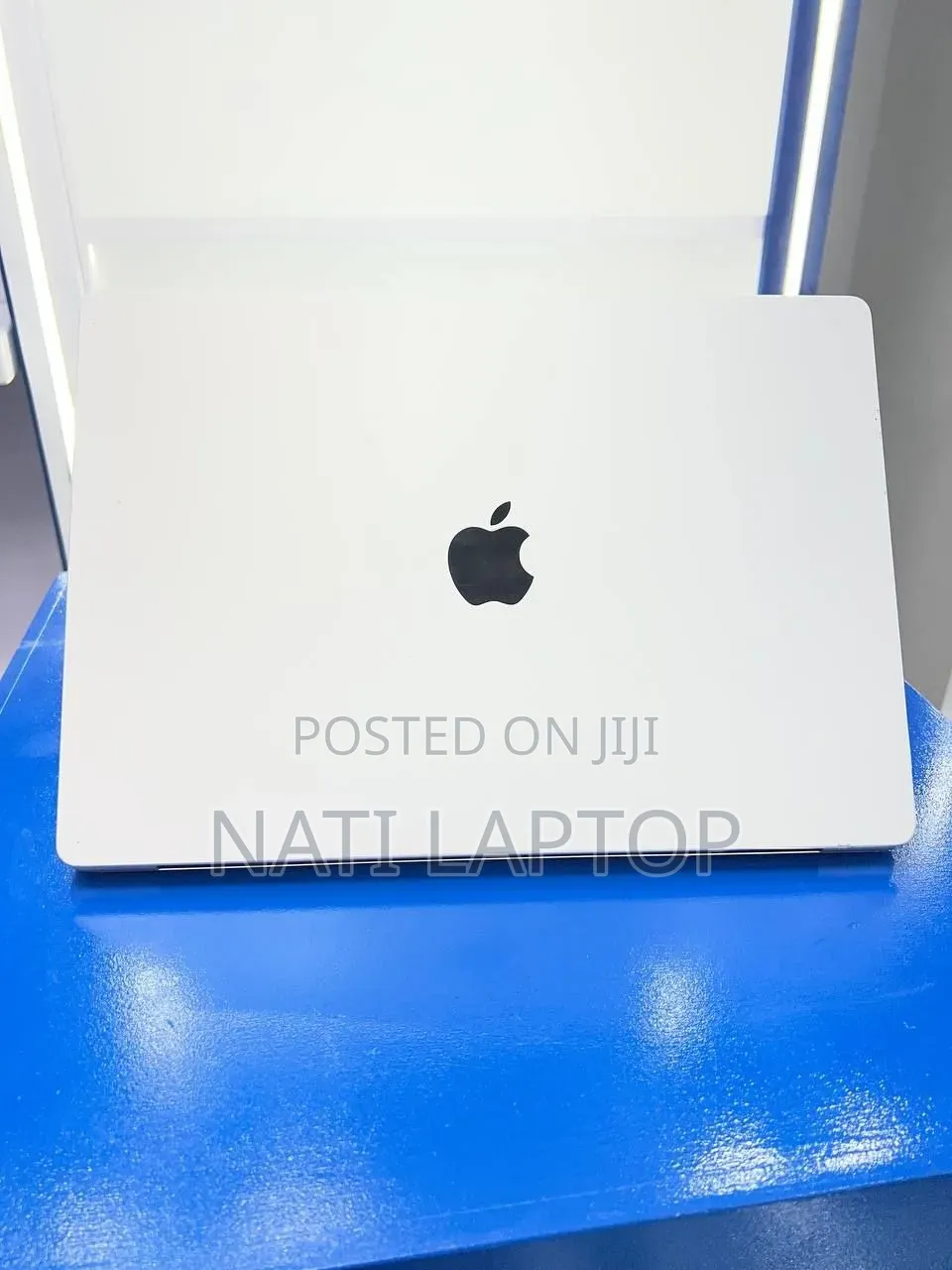 New Laptop Apple MacBook Pro M1 16GB Apple M1 Pro SSD 512GB