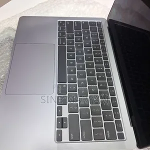 New Laptop Apple MacBook Air 2020 M1 8GB Apple M1 SSD 256GB
