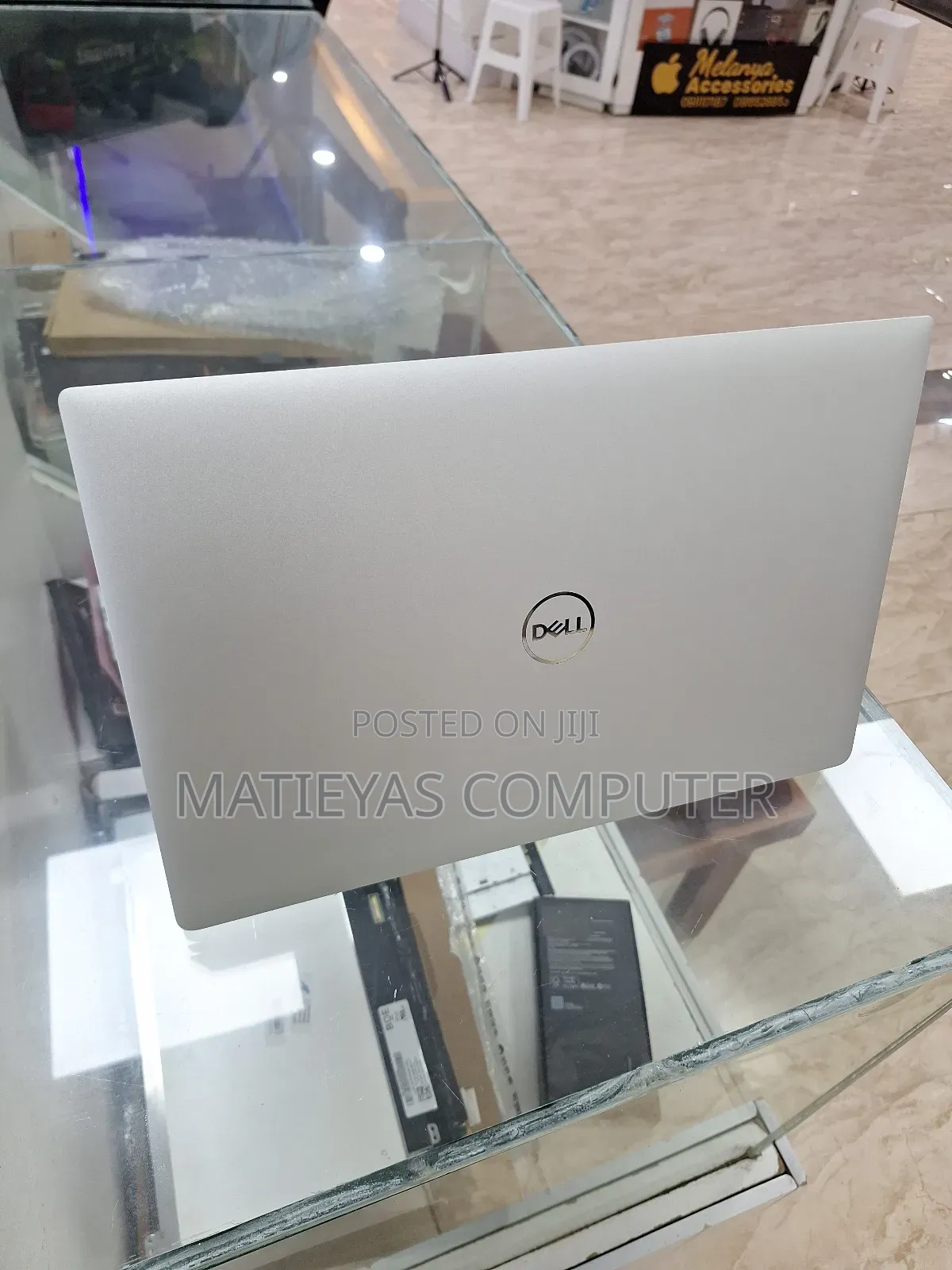 New Laptop Dell XPS 15 16GB Intel Core i7 SSD 512GB