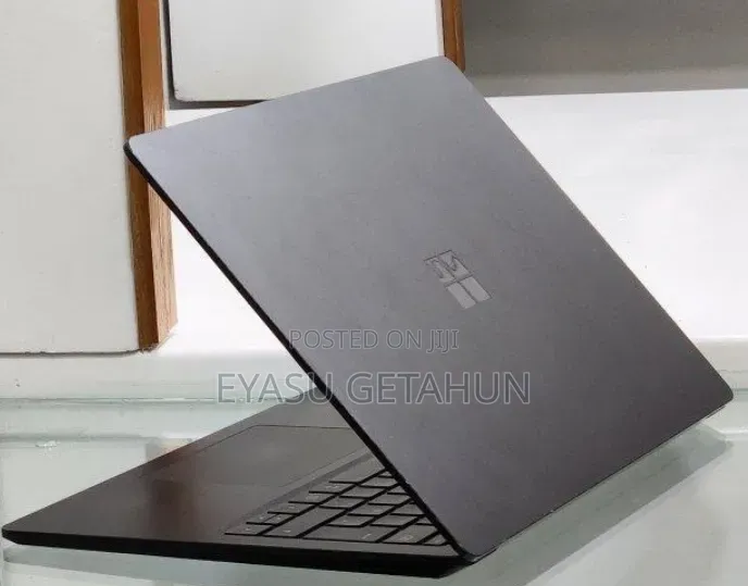 New Laptop Microsoft Surface Laptop 4 16GB Intel Core i7 SSD 512GB