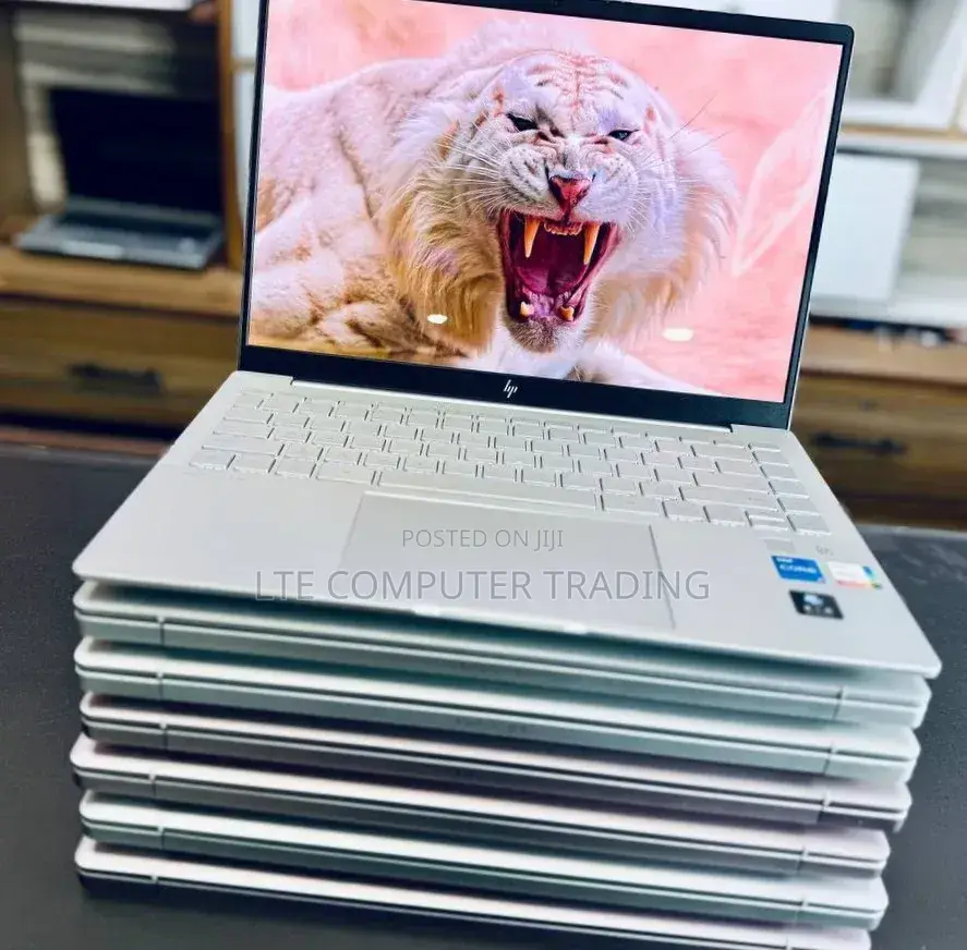 New Laptop HP Pavilion 14 16GB Intel Core i5 SSD 1T