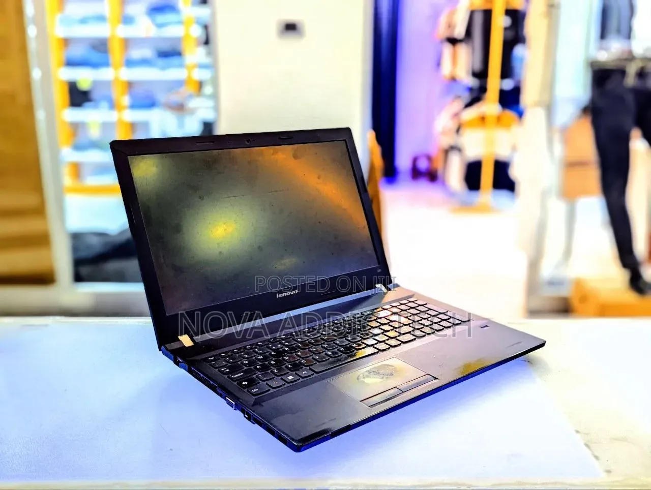 Laptop Lenovo IdeaPad 1 8GB Intel Core i7 HDD 1T