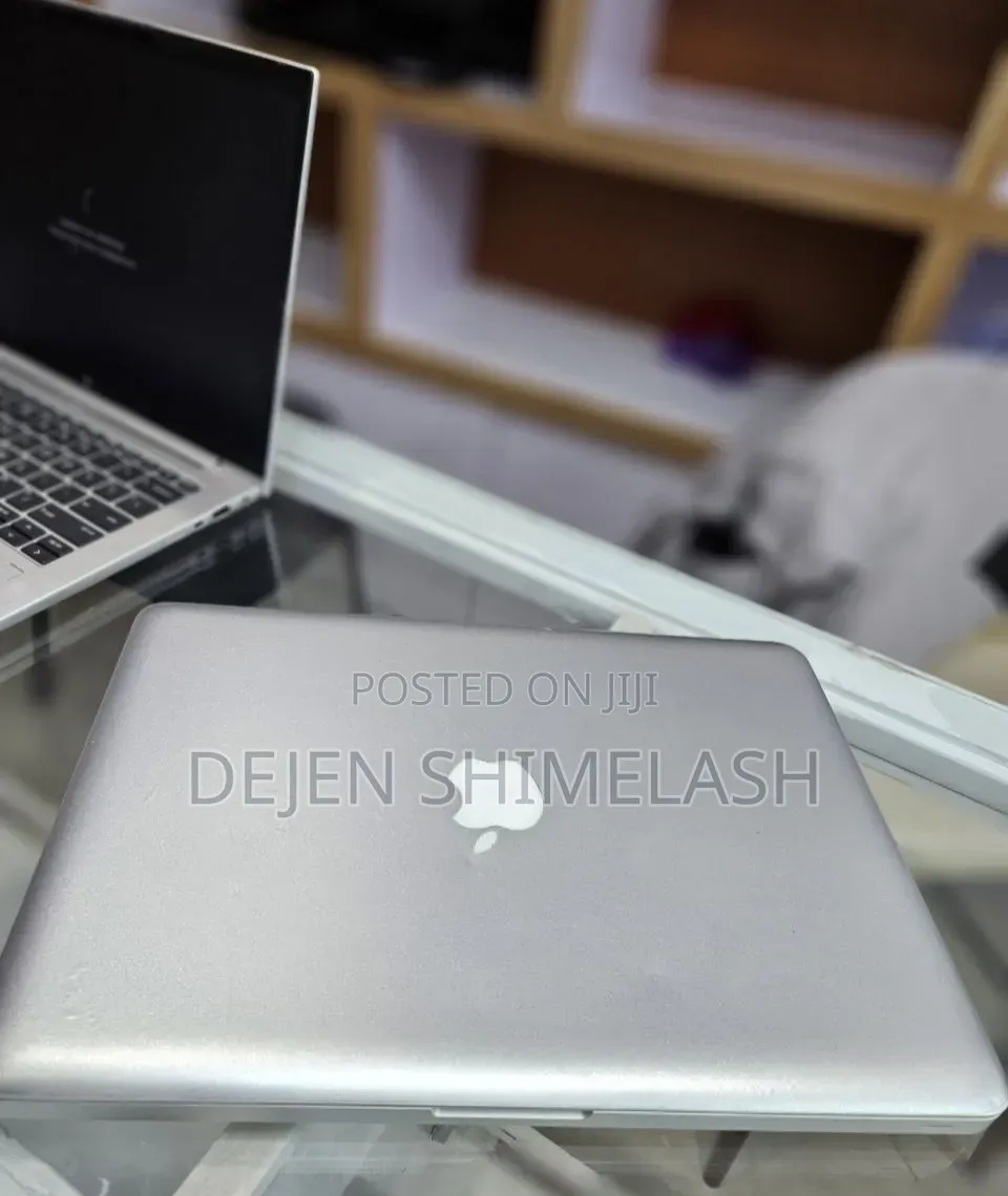 New Laptop Apple MacBook 2012 8GB Intel Core i5 SSD 512GB
