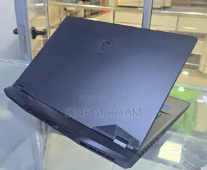 New Laptop MSI GP75 Leopard 16GB Intel Core i7 SSD 512GB