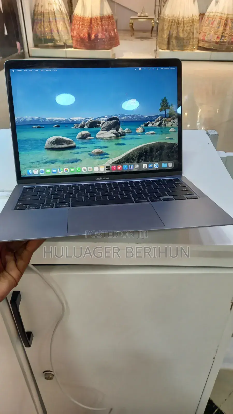 New Laptop Apple MacBook Air 2020 M1 8GB Apple M1 SSD 256GB