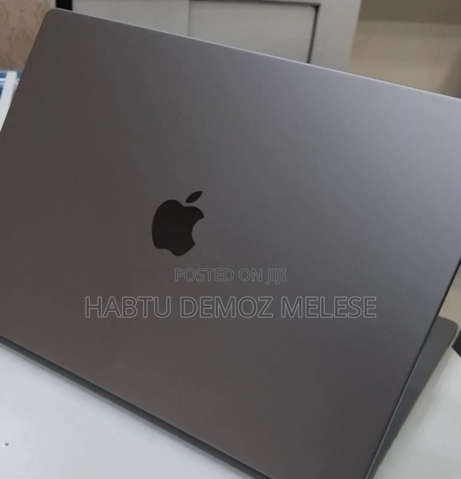 New Laptop Apple MacBook Pro M1 32GB Apple M1 Max SSD 1T