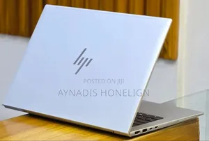 New Laptop HP EliteBook 840 G9 16GB Intel Core i7 SSD 512GB