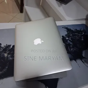 New Laptop Apple MacBook Air 2015 8GB Intel Core i5 SSD 256GB
