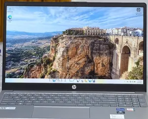 New Laptop HP Stream Notebook 16GB Intel Core i7 SSD 1T