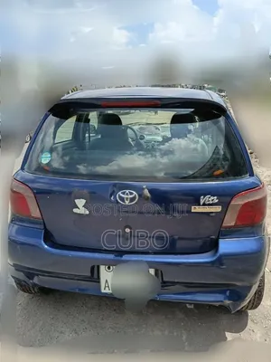 Toyota Vitz 2001 Blue
