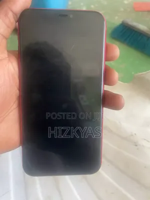 Apple iPhone 11 128 GB Red