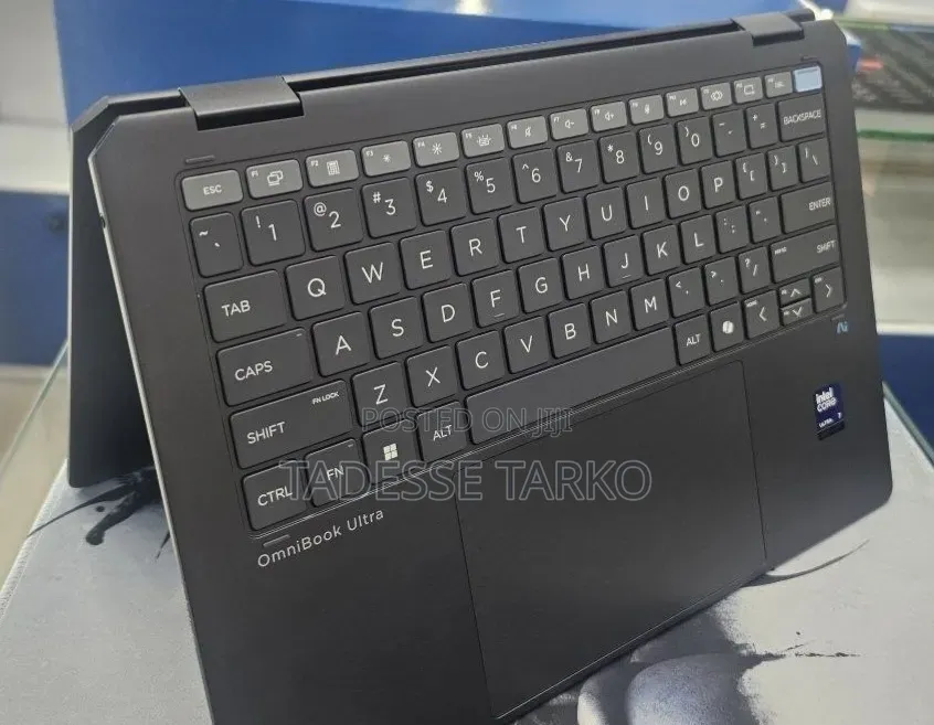 New Laptop HP OmniBook Ultra Flip 14" 16GB Intel Core Ultra 7 SSD 1T