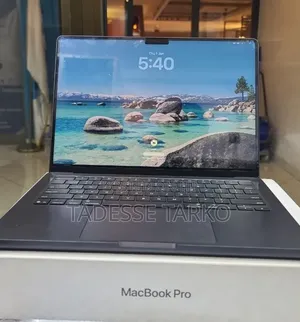 New Apple MacBook Pro 2025 M5 14-inch 16GB Apple M5 Pro SSD 512GB