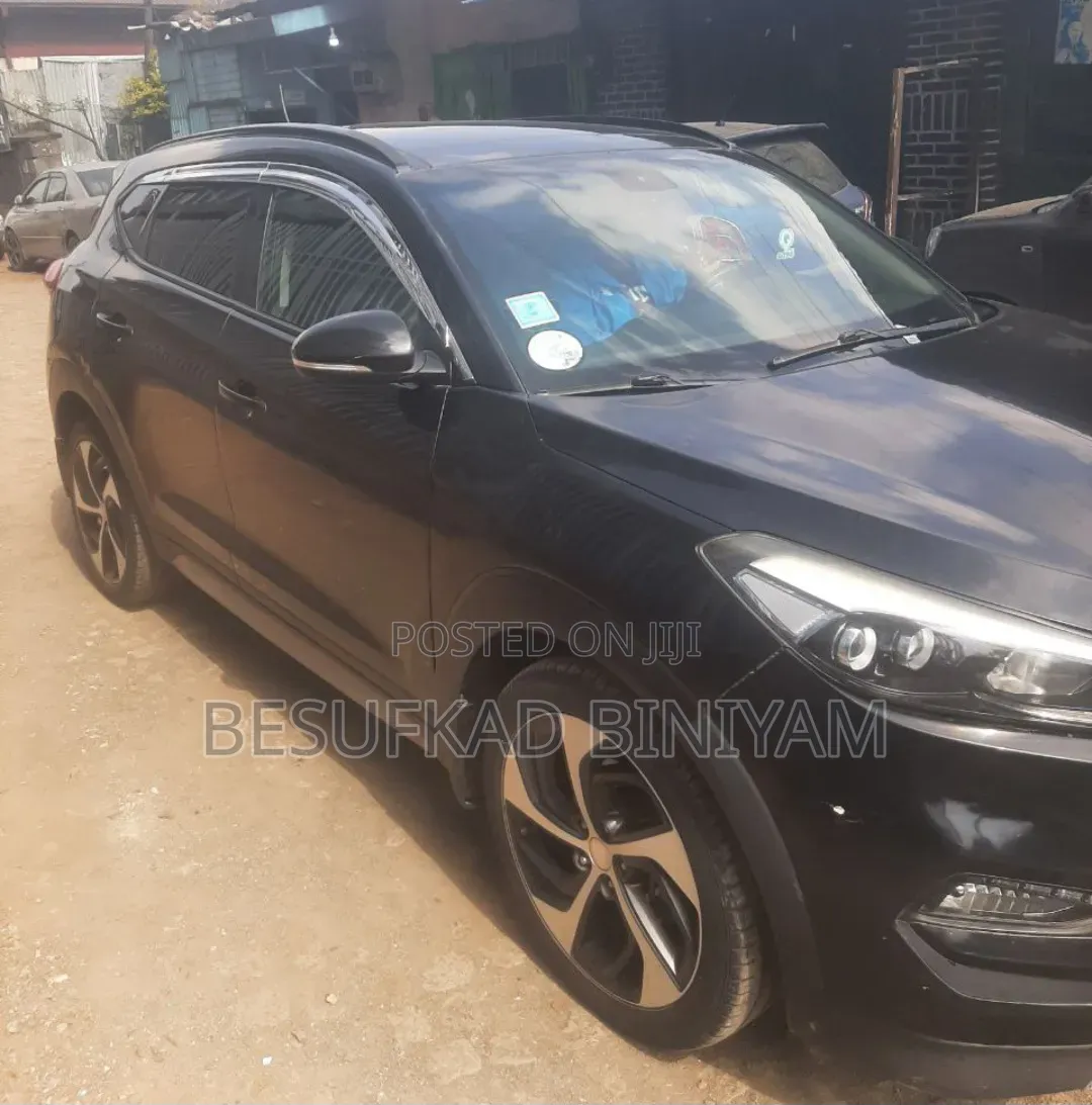 Hyundai Tucson 2017 Black