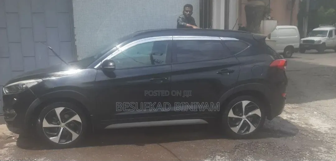 Hyundai Tucson 2017 Black